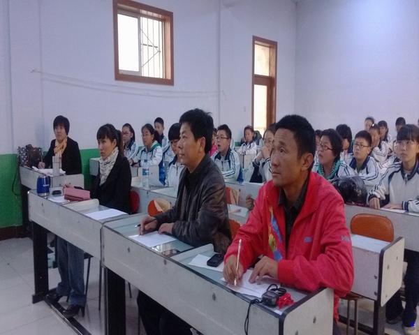 泰安南关中学新一届学生会成立_教育图_大众网