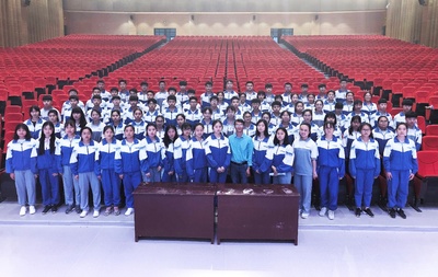 政教处组织召开学生会换届大会