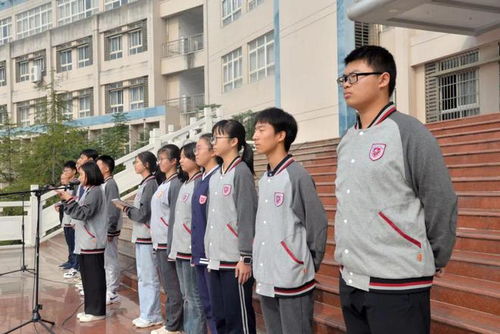 集体亮相 黄冈中学新一届学生会 团委会正式成立